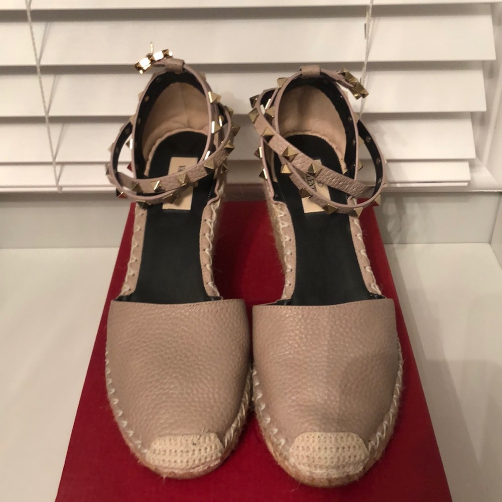 NEW Valentino Wedge Sandals